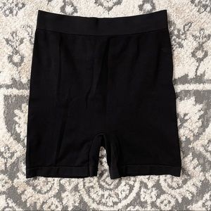 - Zara black shape wear bike shorts size extra small rib knit